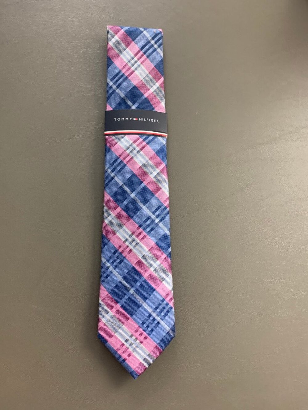 Tommy Hilfiger Men's 3'' Polyester Silk Neck Tie, Blue Pink Arcadia Plaid
